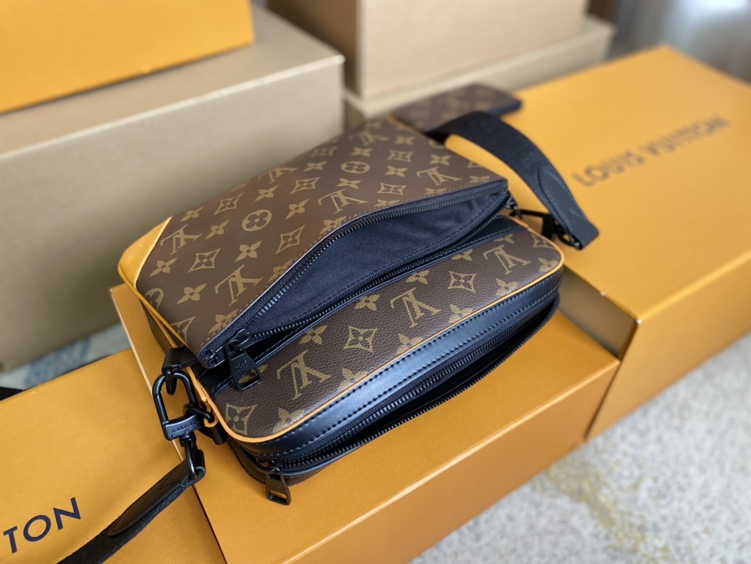 ルイ・ヴィトン「Louis Vuitton」新作 Trio メッセンジャーバッグ