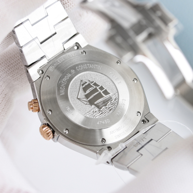 ヴァシュロン・コンスタンタン「Vacheron Constantin」オーヴァーシーズ デュアルタイム メンズウォッチ42MM