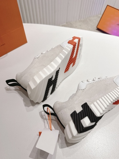 エルメス［Hermès］【カップルに大人気】 おしゃれなペアスニーカー 男女兼用