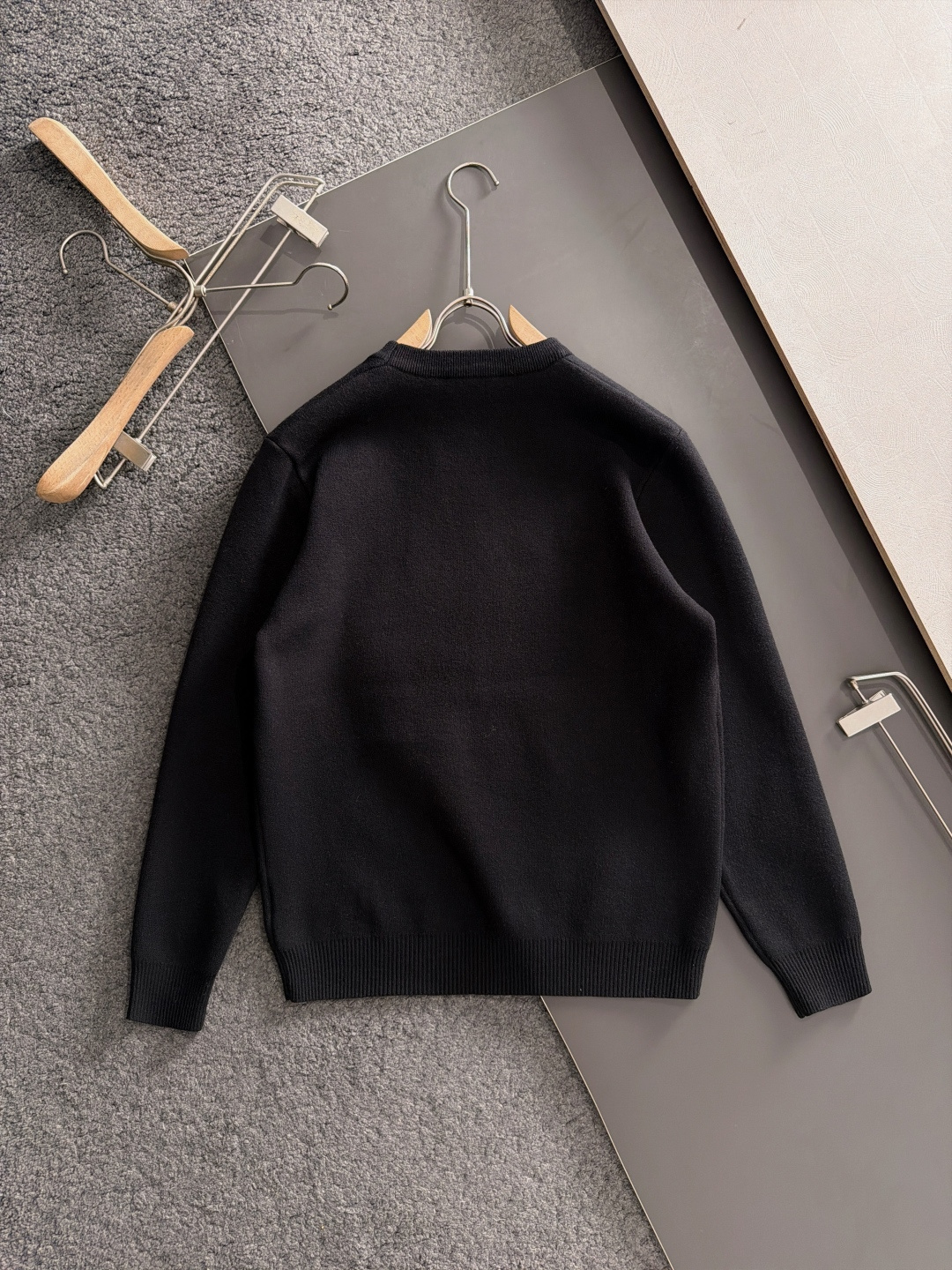 エルメス「Hermès」ペガサス オーナメント ニットプルオーバー