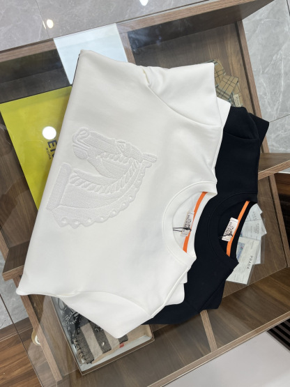 エルメス「Hermès」クルーネックスウェットシャツ