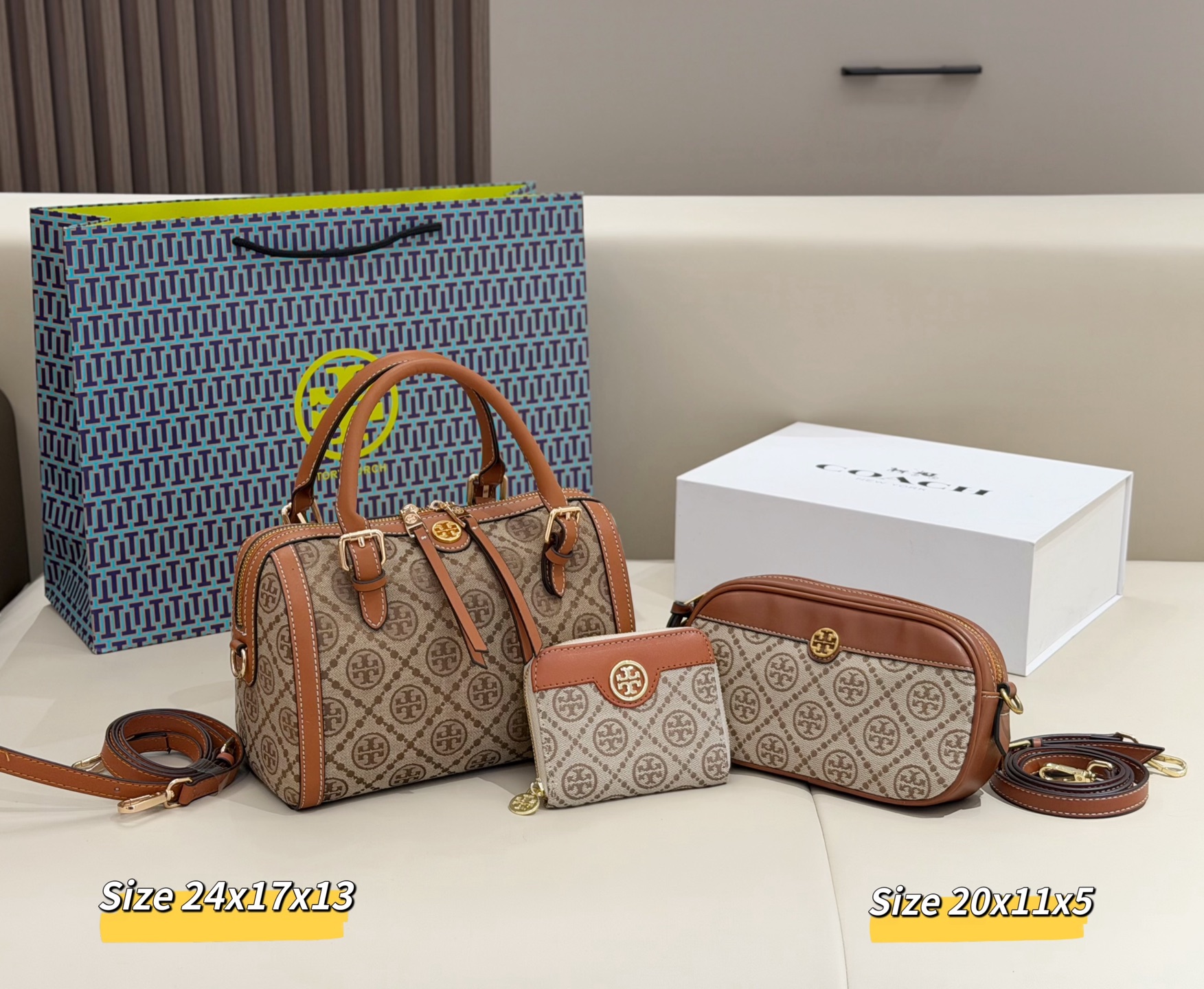 TORY BURCHコンビネーションバッグ3点セット / トートバッグ＆ポーチセット