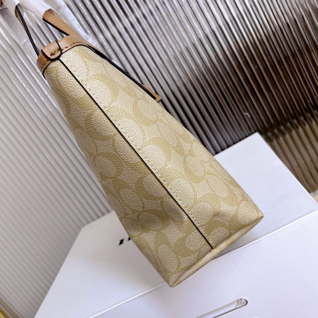 コーチ「Coach」シティトート スモール ショルダーバッグ