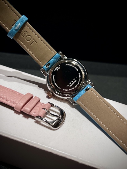 Tissot ティソ デジール ムーンフェイズ ローマ数字 / レディース＆メンズ クォーツ腕時計