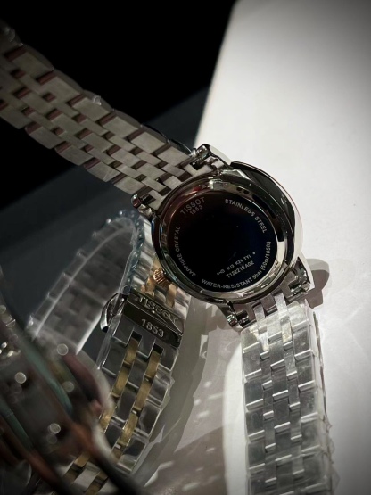 Tissot ティソ デジール ムーンフェイズ ローマ数字 / レディース＆メンズ クォーツ腕時計