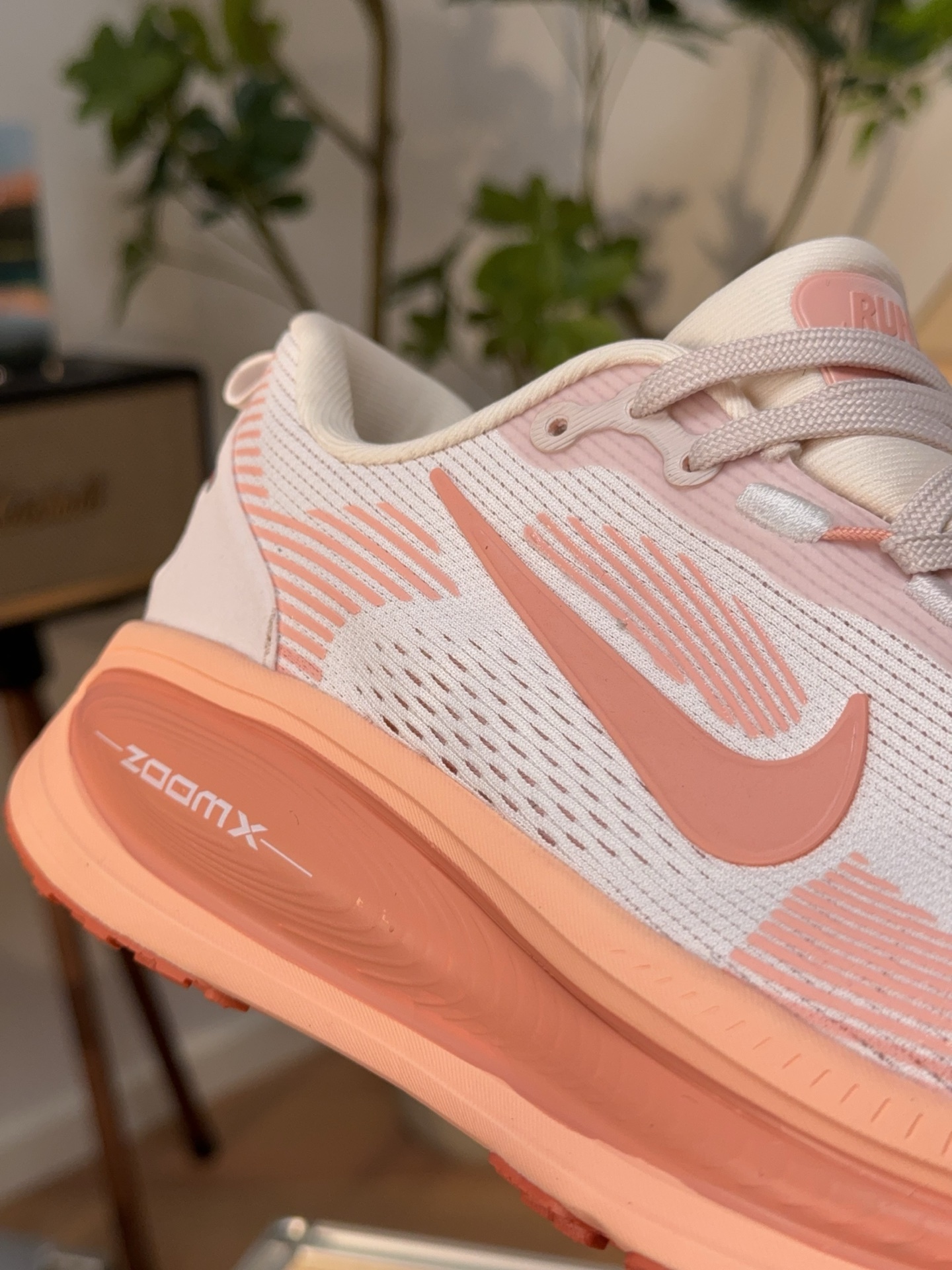 ナイキ「Nike」ク ロー カジュアルスニーカー