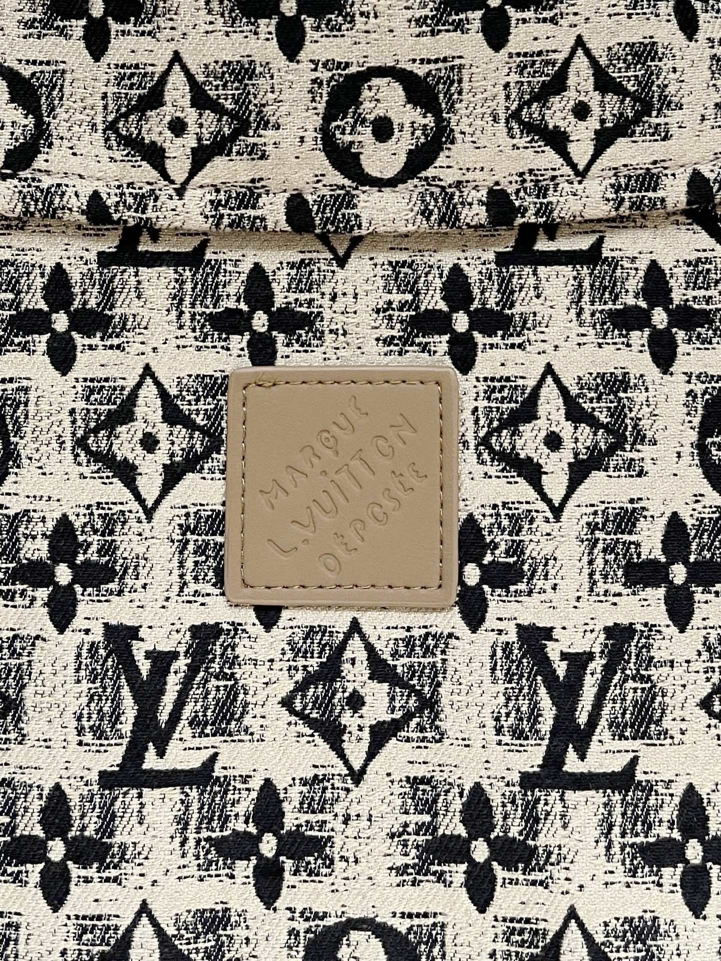ルイ・ヴィトン「Louis Vuitton」モノグラム柄 ジャカード フリップカラー ジャケット / ワークジャケット