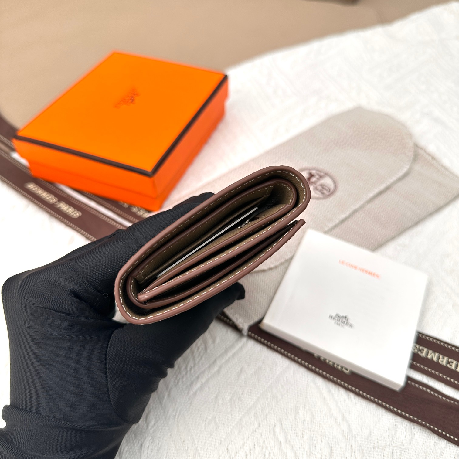 エルメス「Hermès」ベアーン コンパクト ウォレット