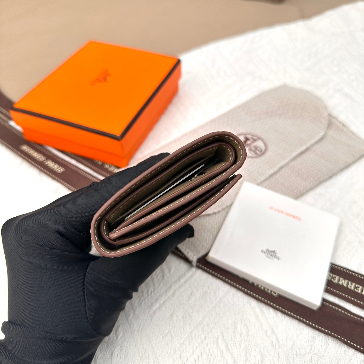 エルメス「Hermès」ベアーン コンパクト ウォレット