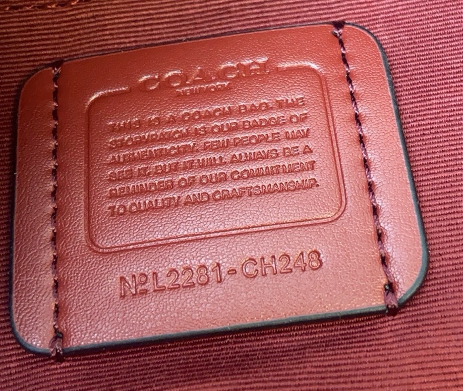 コーチ「Coach」Logan レザー バケットバッグ