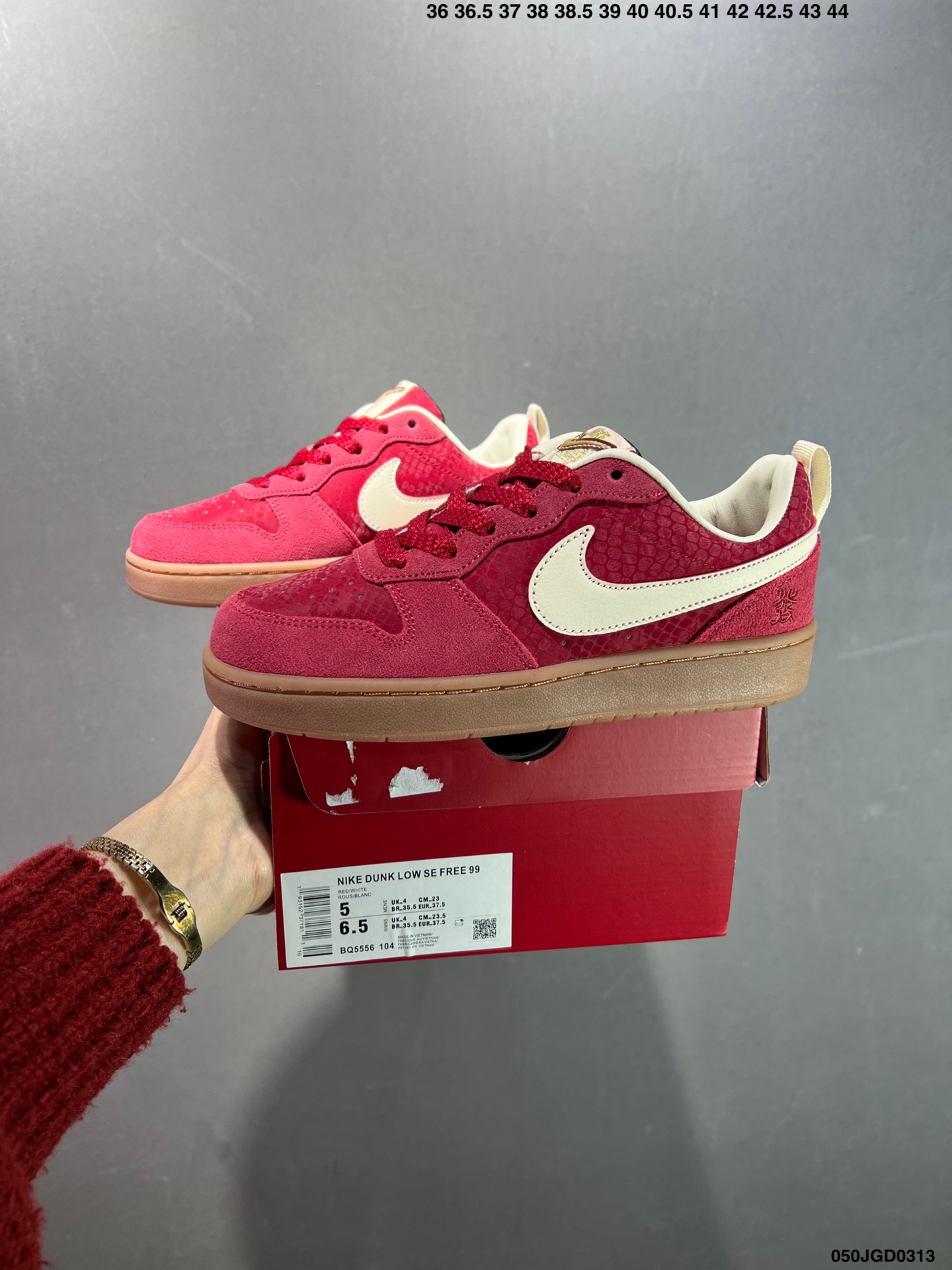 ナイキ「Nike」ク ロー カジュアルスニーカー