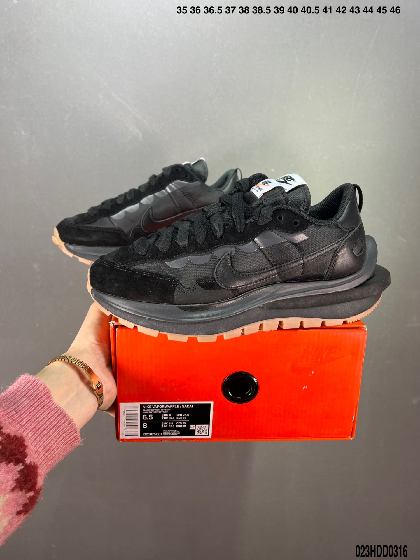 ナイキ「Nike」ク ロー カジュアルスニーカー