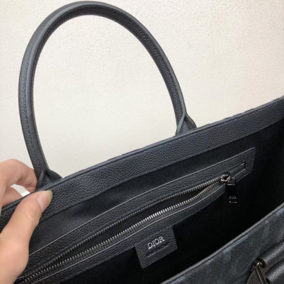 ディオール「Dior」Bobby East-West ハンドバッグ