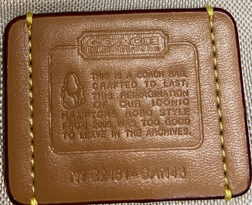 コーチ「Coach」Nolita ラミネートレザー バゲットバッグ