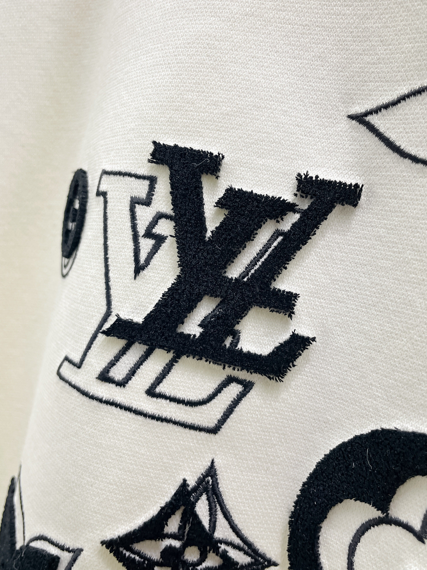 ルイ・ヴィトン「Louis Vuitton」 2026春夏 新作Tシャツ