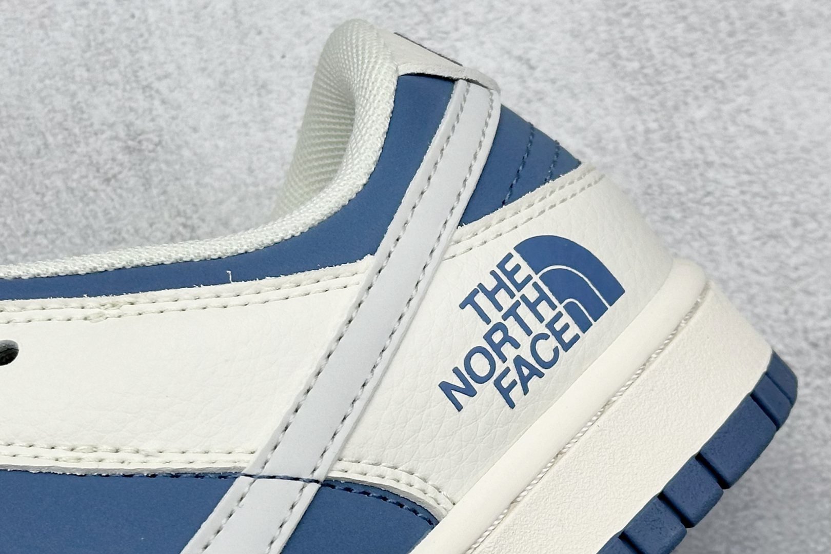 「コラボモデル」The North Face x Nike  SB Dunk Low 'Beige Blue' スニーカー
