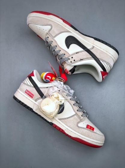 【超入手困難】「コラボモデル」Supreme x Nike SB Dunk Low スニーカー