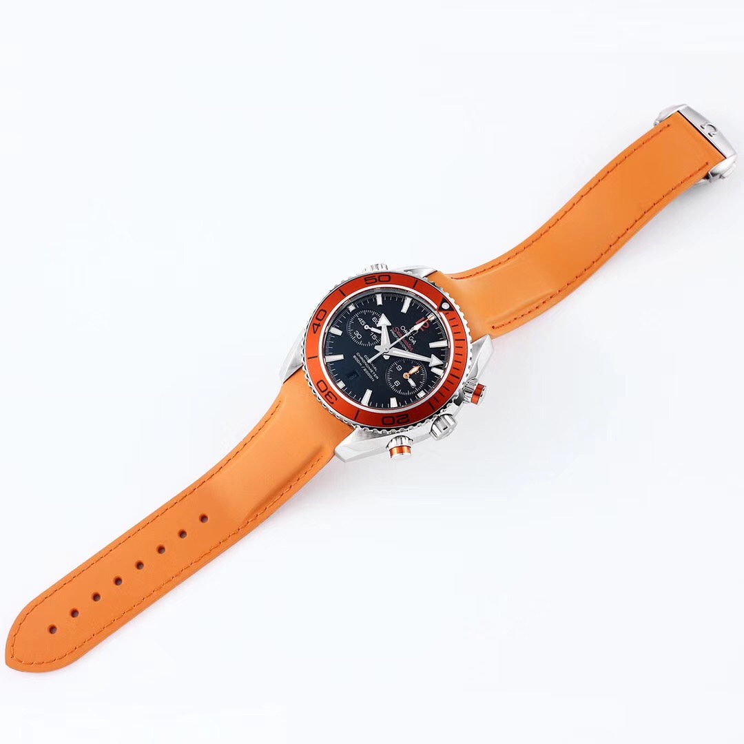 オメガ「Omega」Seamaster Planet Ocean Chronograph 45.5MM スチールケース＆スチールバンド メンズ腕時計