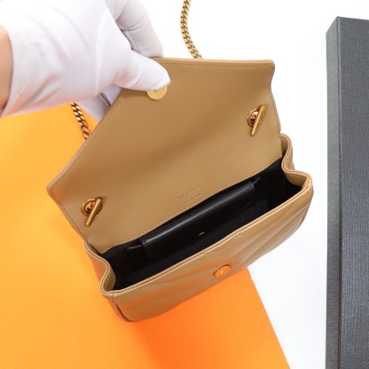 サンローラン「Saint Laurent」 Loulou Mini ショルダーバッグ（2025年早春コレクション）