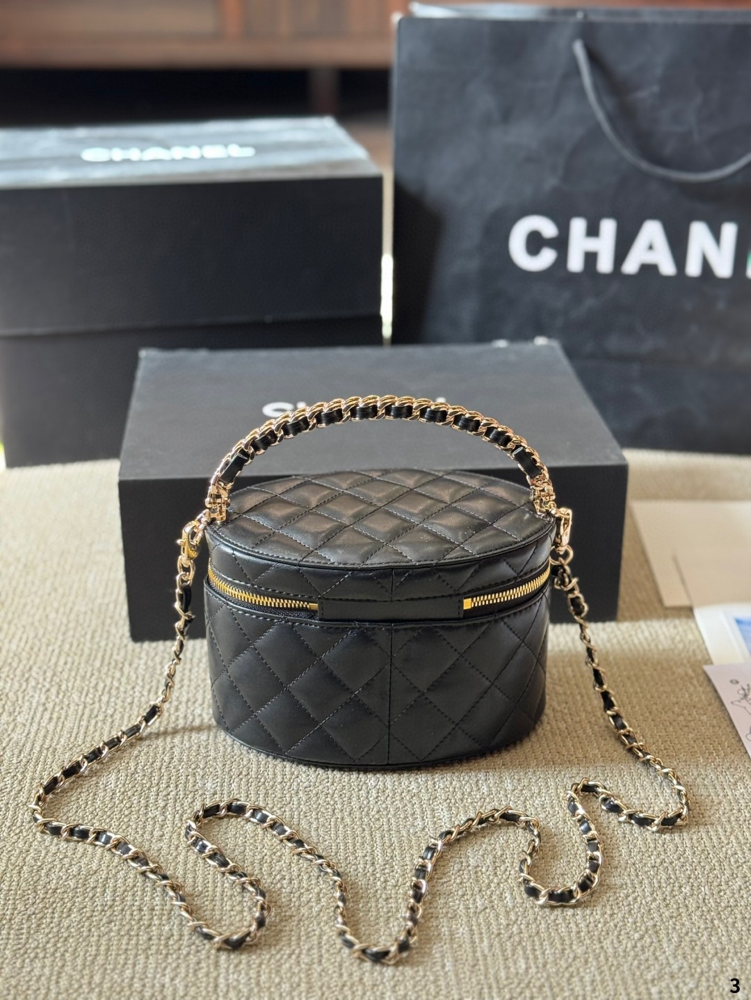 シャネル「Chanel」25c スモールスクエアバッグ 3色