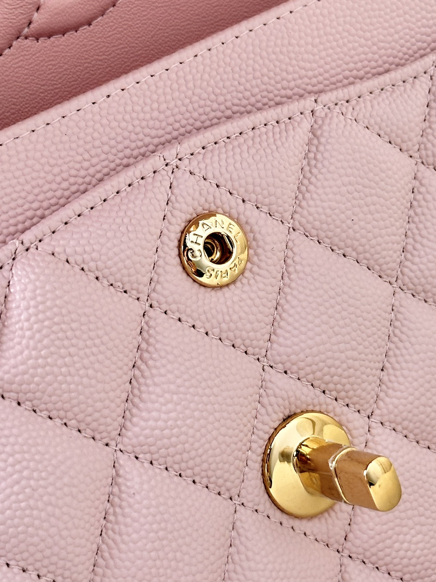 シャネル「Chanel」11.12 クラシック ハンドバッグ