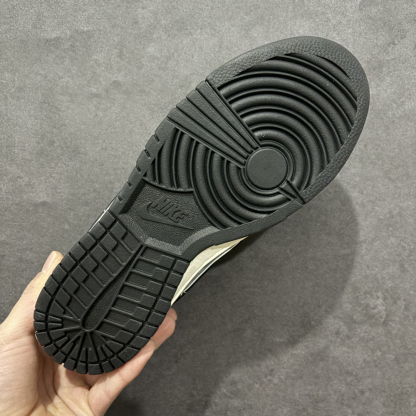 「コラボモデル」Supreme × Nike Air Force 1 Low スニーカー