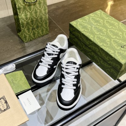 グッチ「Gucci」RE-WEB ローカットスニーカー