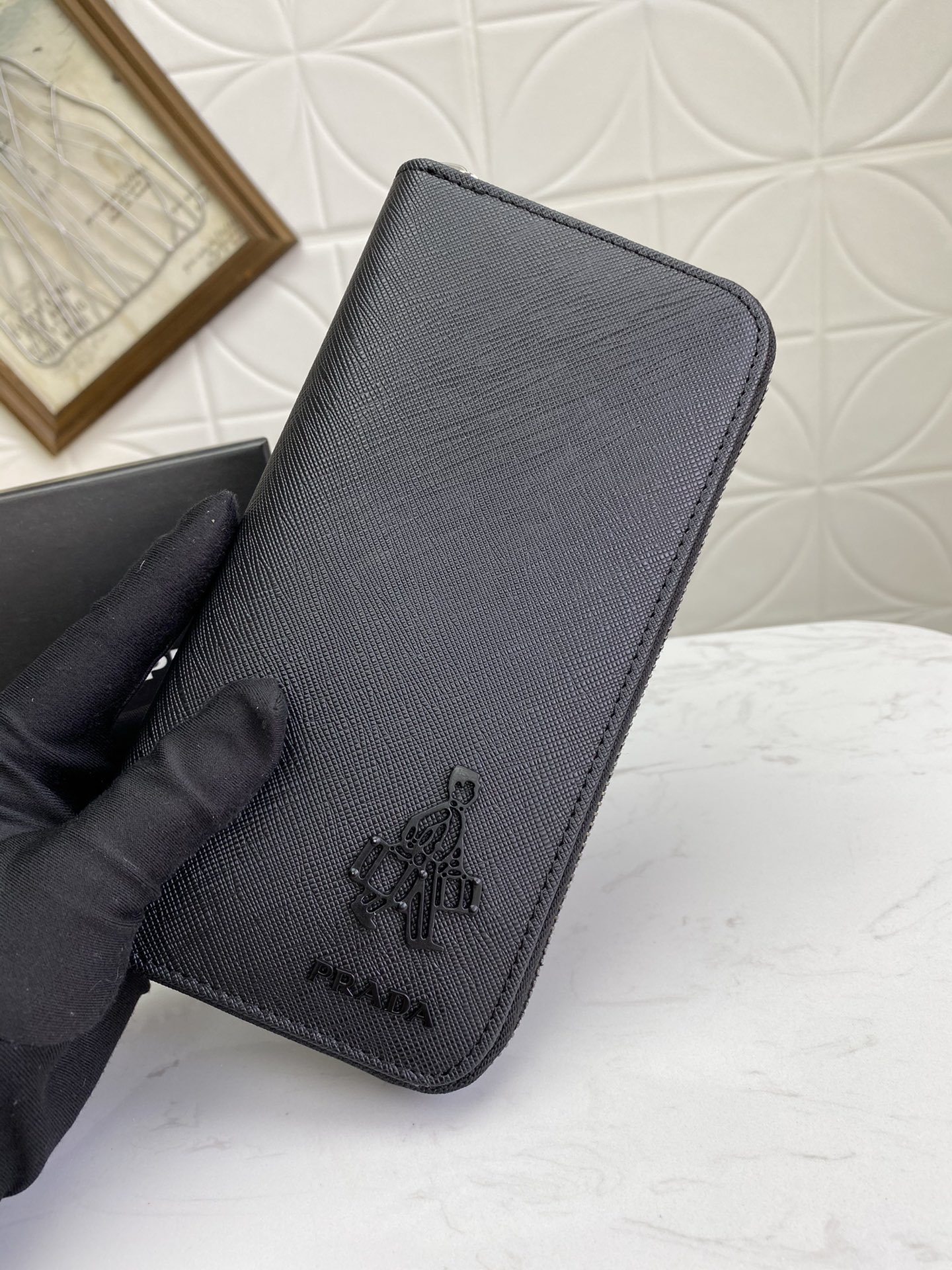 プラダ「PRADA」サフィアーノレザー 財布