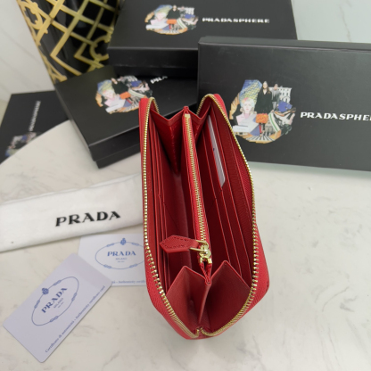 プラダ「PRADA」サフィアーノレザー 財布