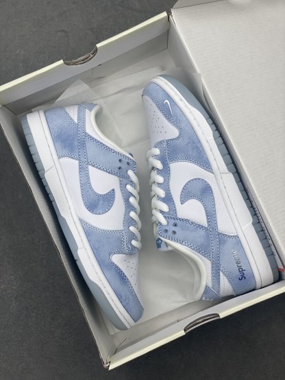「コラボモデル」Supreme x Nike SB Dunk Low スニーカー