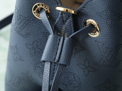 ルイ・ヴィトン「Louis Vuitton」 ‌BELLA ハンドバッグ ネイビー レース