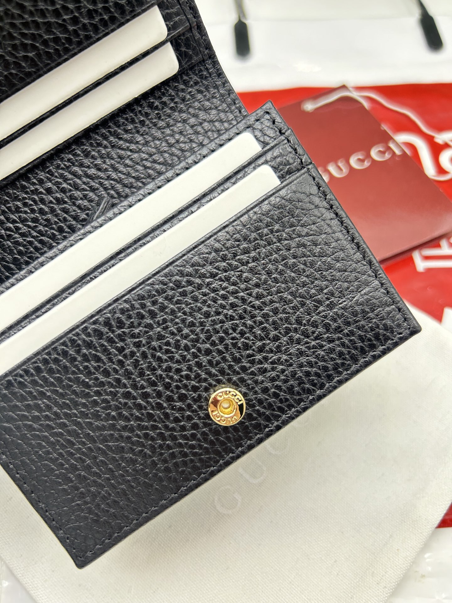 グッチ「Gucci」 〔プチ マーモント〕レザー 三つ折りウォレット