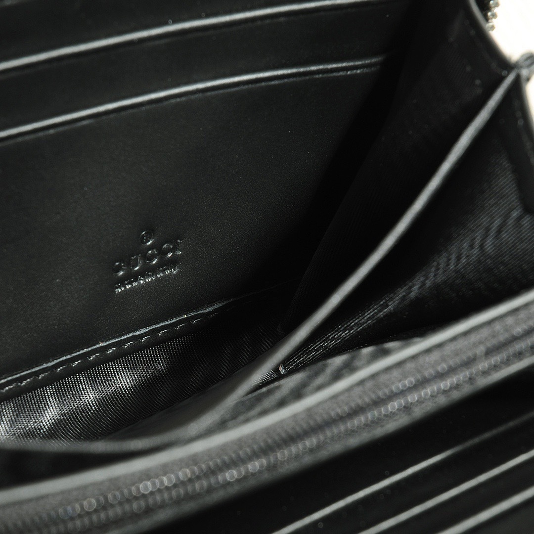 グッチ「Gucci」シグネチャー レザー ウェブ ジップアラウンドウォレット