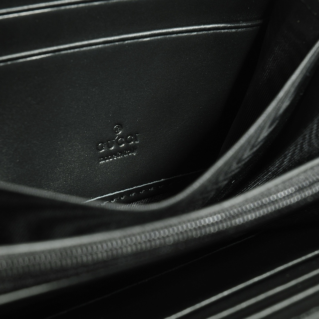 グッチ「Gucci」シグネチャー レザー ウェブ ジップアラウンドウォレット