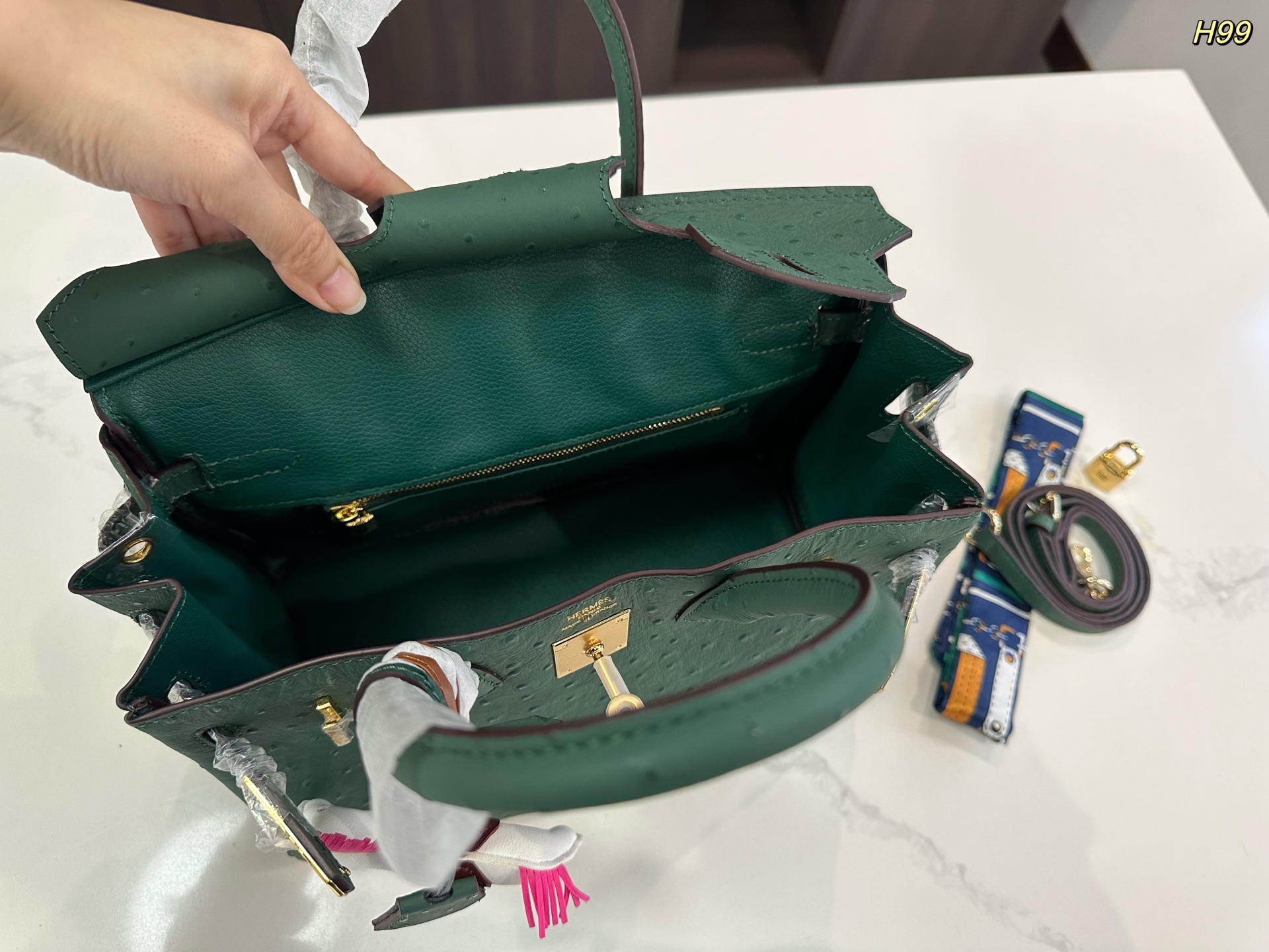 エルメス「Hermès」Birkin オーストリッチレザー ショルダーバッグ