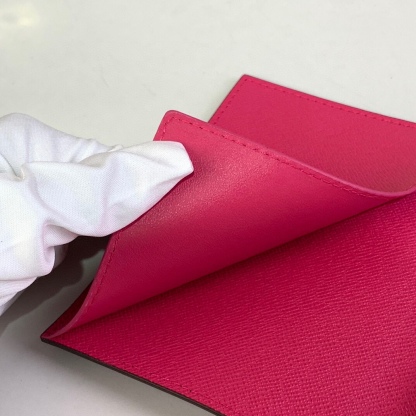 ルイ-ヴィトン(Louis Vuitton) パスポートカバー クーヴェルテュール･パスポール NM