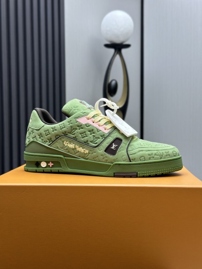 ルイ・ヴィトン「Louis Vuitton」LV トレイナー スニーカー 