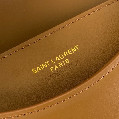 サンローラン「Saint Laurent」 ヴォルテール サドルバッグ アンダーアームバッグ