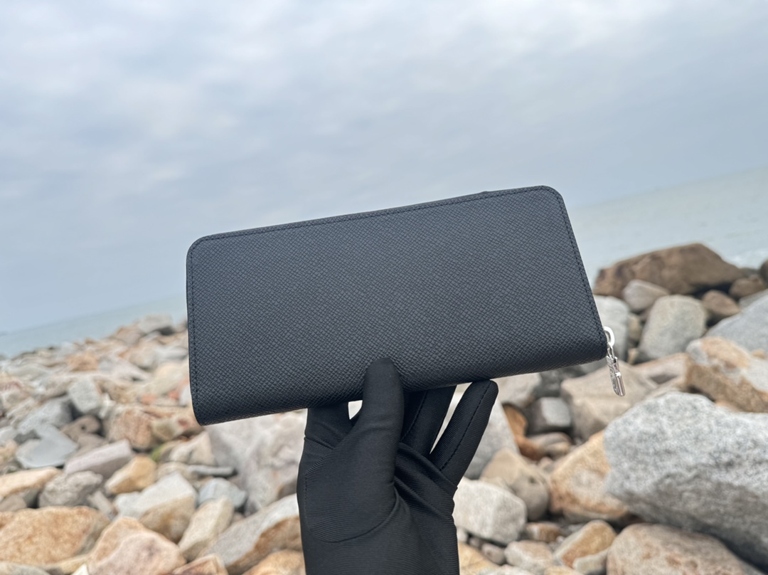 ルイ-ヴィトン(Louis Vuitton) ジッピーウォレット･ホリゾンタル