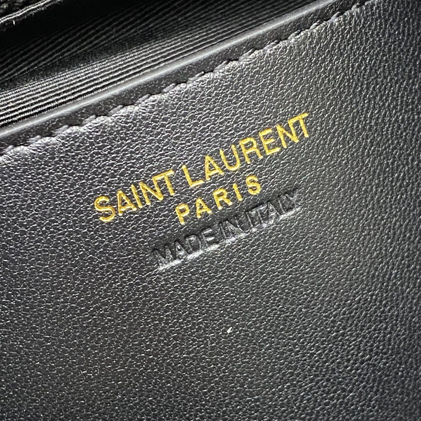 サンローラン「Saint Laurent」CALYPSO ミニ エンボスド ラムスキン バッグ