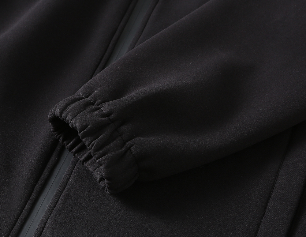 モンクレール「Moncler」秋のフード付きジャケット