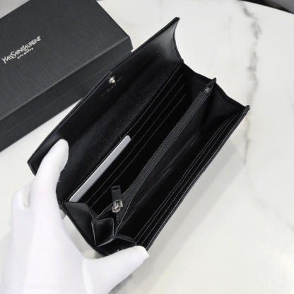 サンローラン「Saint Laurent」カサンドラ マトラッセ ラージ フラップウォレット