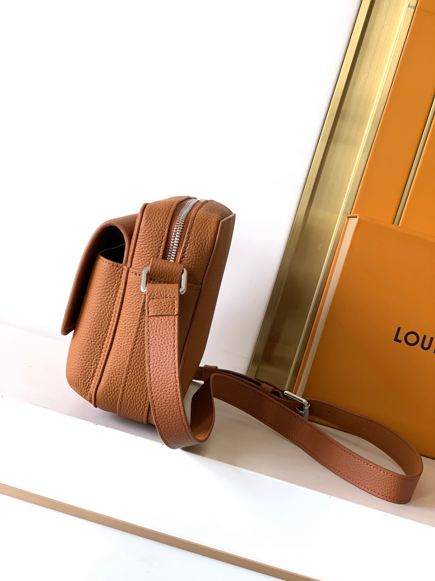 ルイ・ヴィトン「Louis Vuitton」