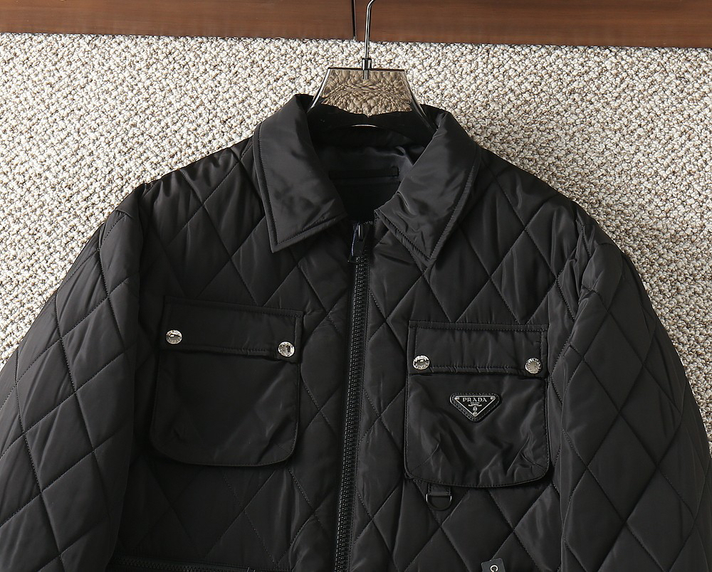 プラダ「Prada」秋の綿入りジャケット