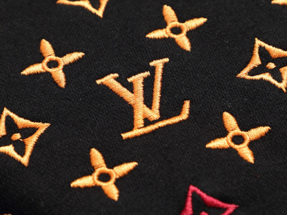 ルイ・ヴィトン「Louis Vuitton」スウェット(ユニセックス)