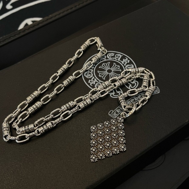 クロムハーツ「Chrome Hearts」ダイヤモンドクロス ネックレス