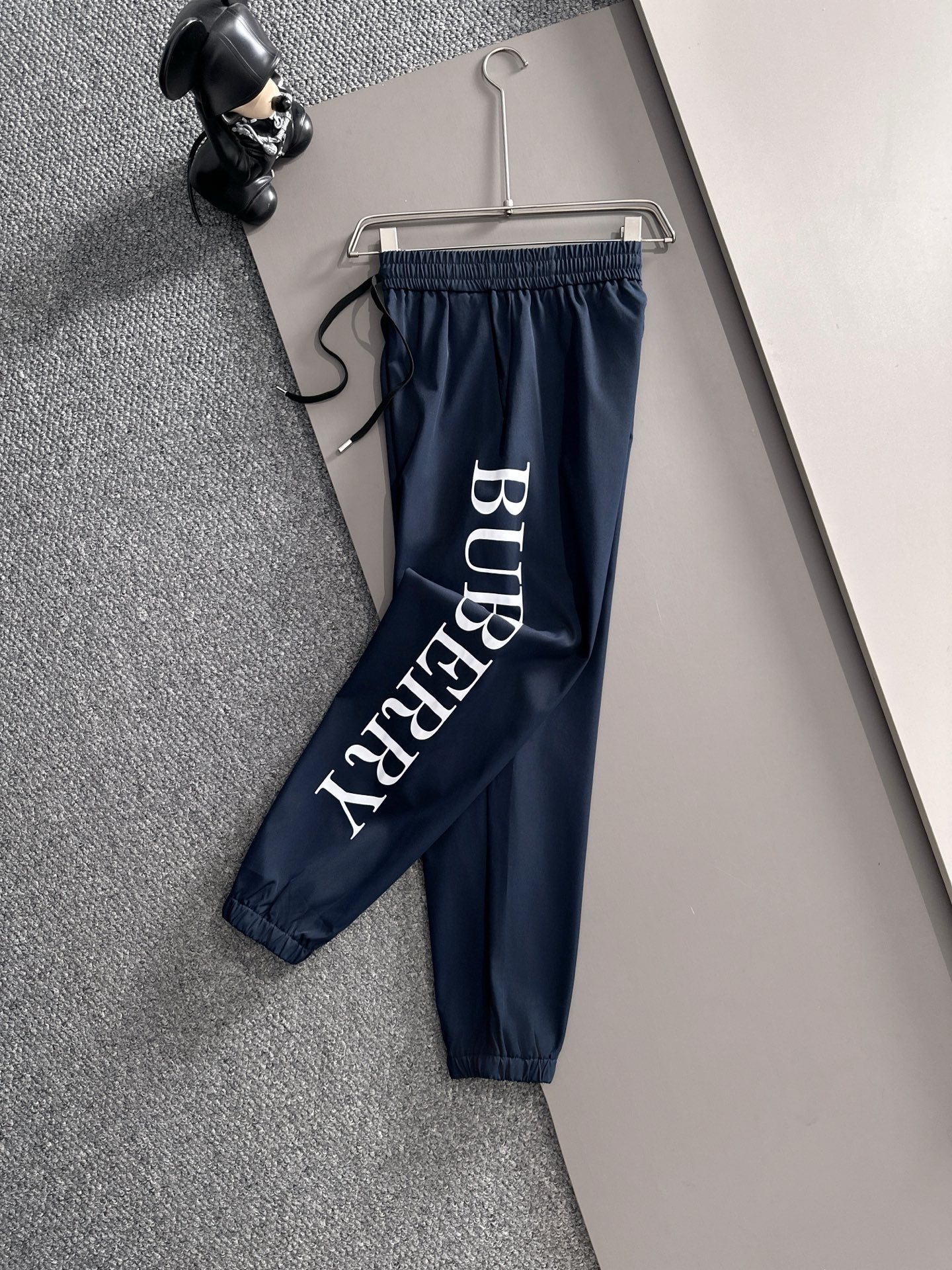 バーバリー「Burberry」秋冬 メンズカジュアルスポーツセット