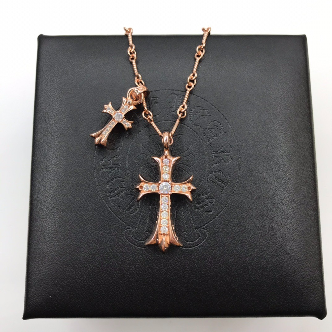 クロムハーツ「Chrome Hearts」フルダイヤモンドダブルクロスペンダント ネックレス