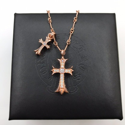 クロムハーツ「Chrome Hearts」フルダイヤモンドダブルクロスペンダント ネックレス