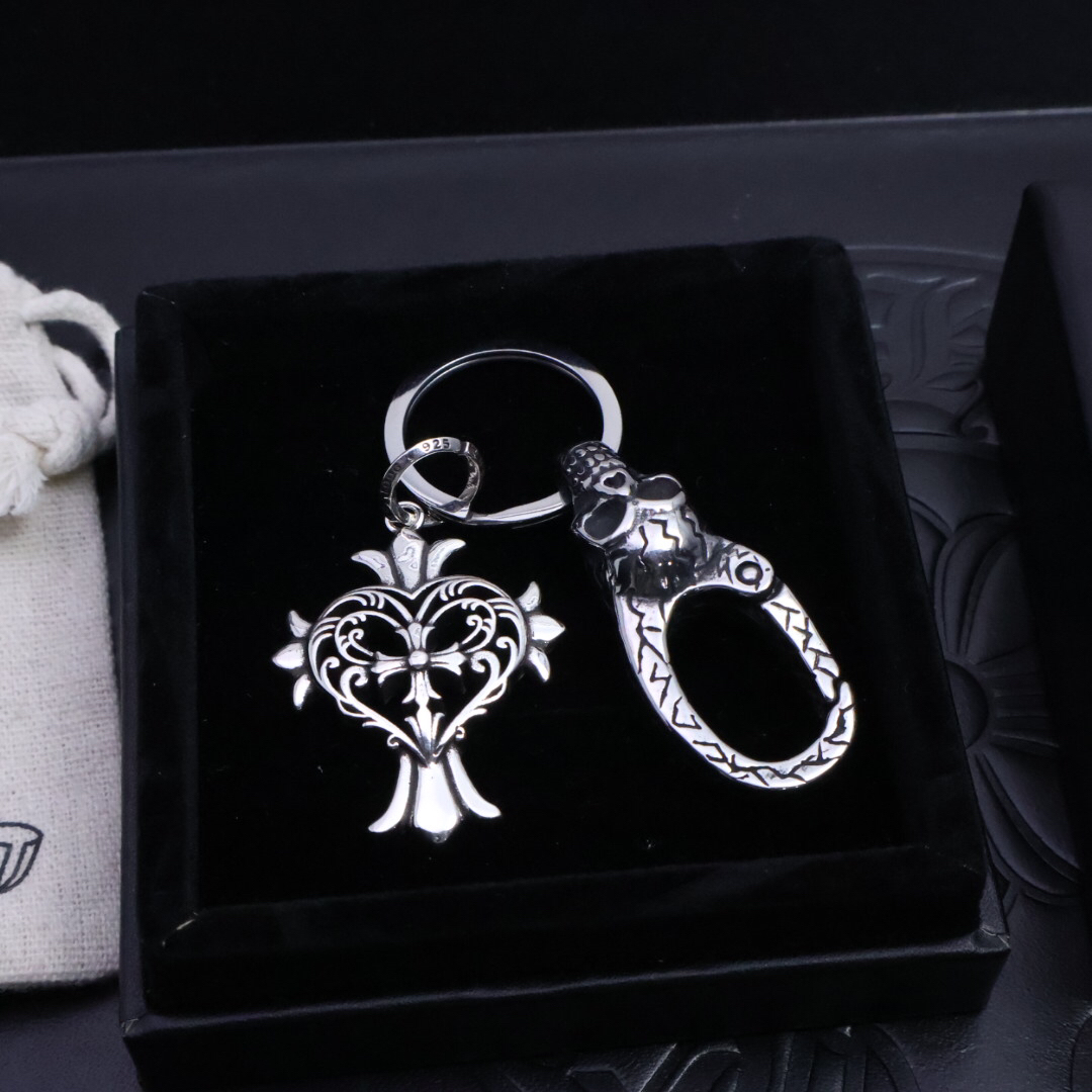 クロムハーツ「Chrome Hearts」キーホルダー＆バッグチャーム - スタイルアイコン